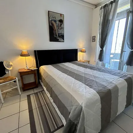 Sr000-023 Appt 2 Pieces 3 Couchages St Raphael شقة